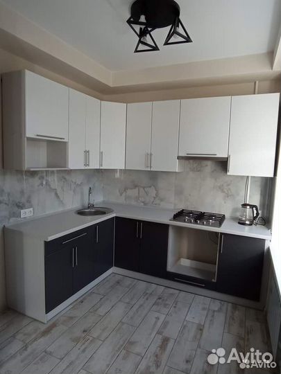 Кухонный гарнитур новый