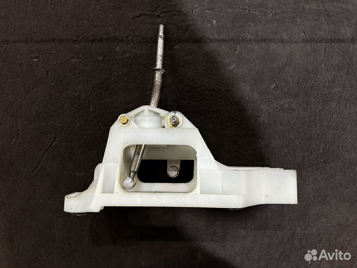 Кулиса коробки передач Mitsubishi Lancer 9