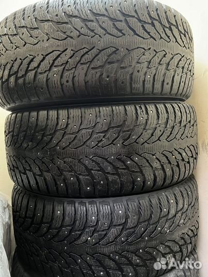 Nokian Tyres Hakkapeliitta 9 SUV 285/60 R18 116T