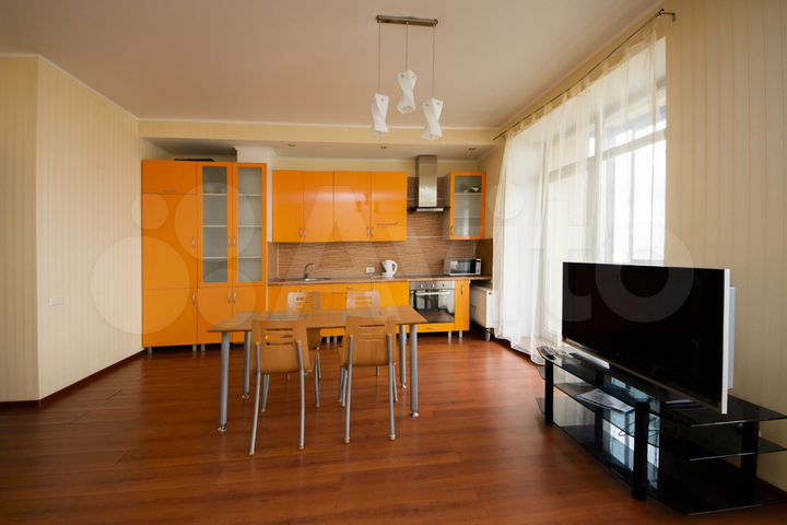 2-к. квартира, 55 м², 9/9 эт.