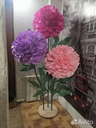 Декоративные цветы из изолона, пионы, светильники