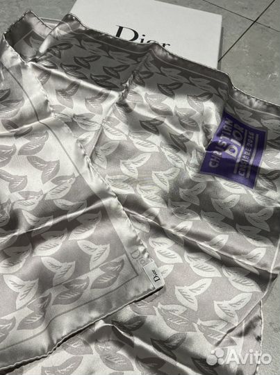 Платок dior оригинал 56*56