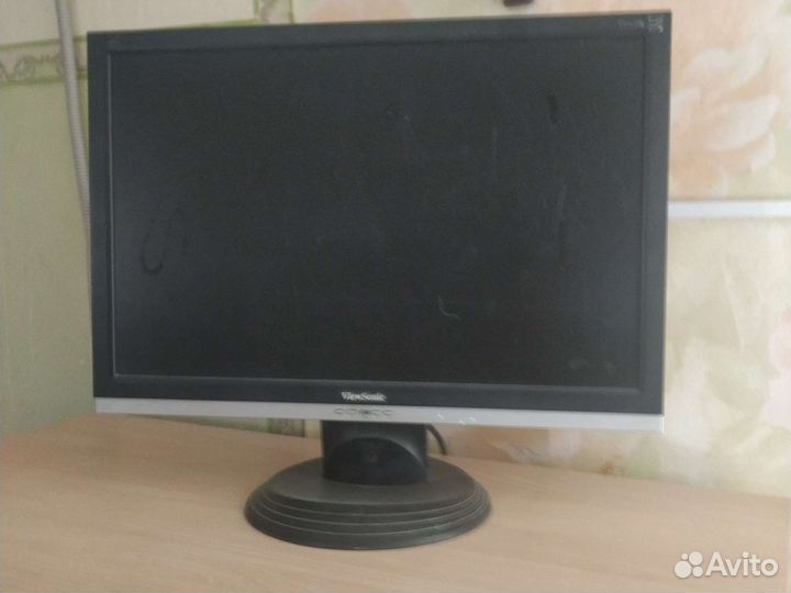 Монитор Viewsonic 22