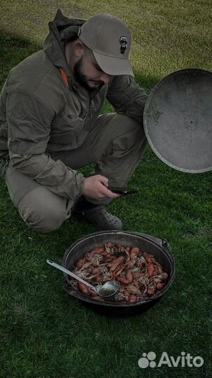 Живые и вареные раки