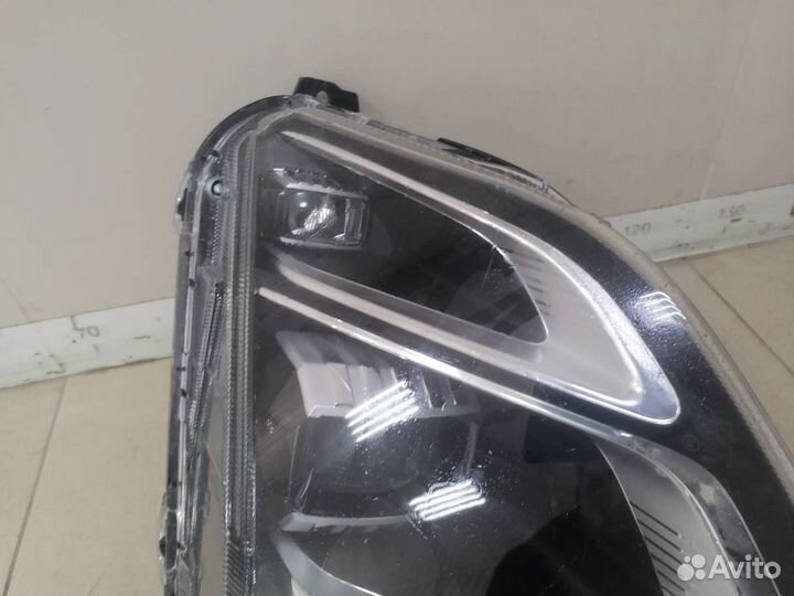 Б/У Фара правая 605000531AA omoda