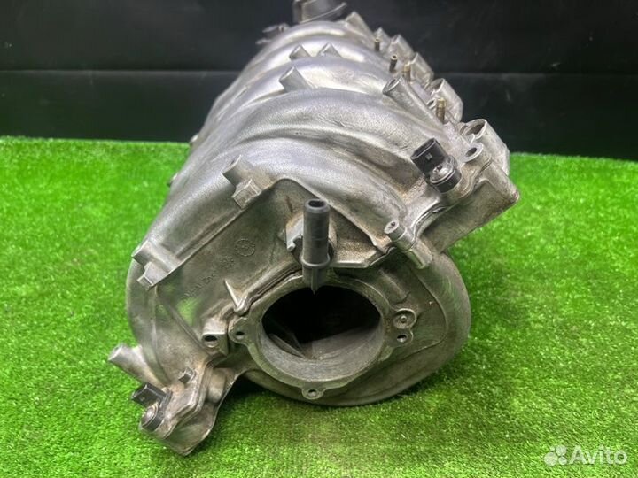 Впускной коллектор Mercedes S W221