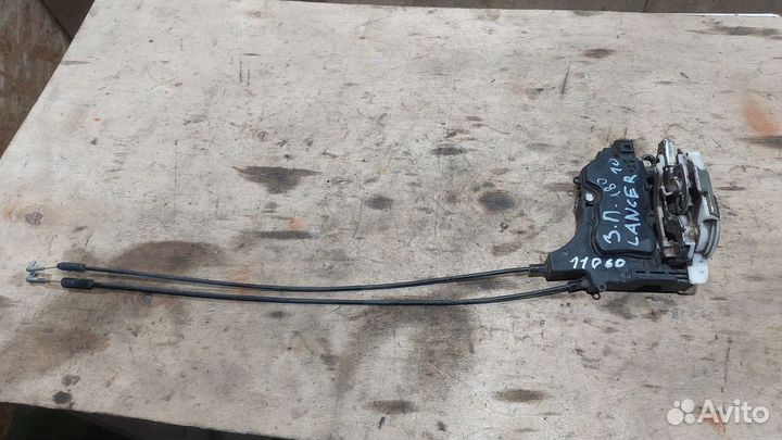 Замок двери задней правой Lancer 10 Седан