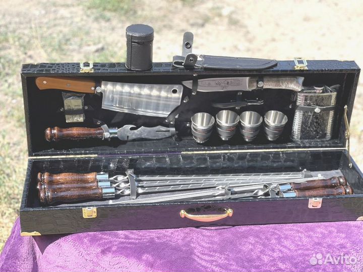 Шашлычный набор в подарочном кейсе