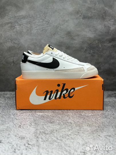 Nike blazer LOW