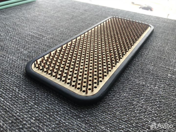 Доска садху с медными гвоздями