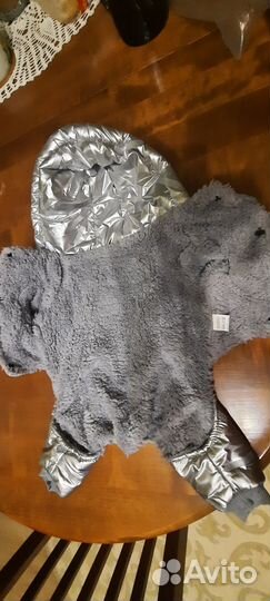 Комбинезон для маоенькой или средней собаки