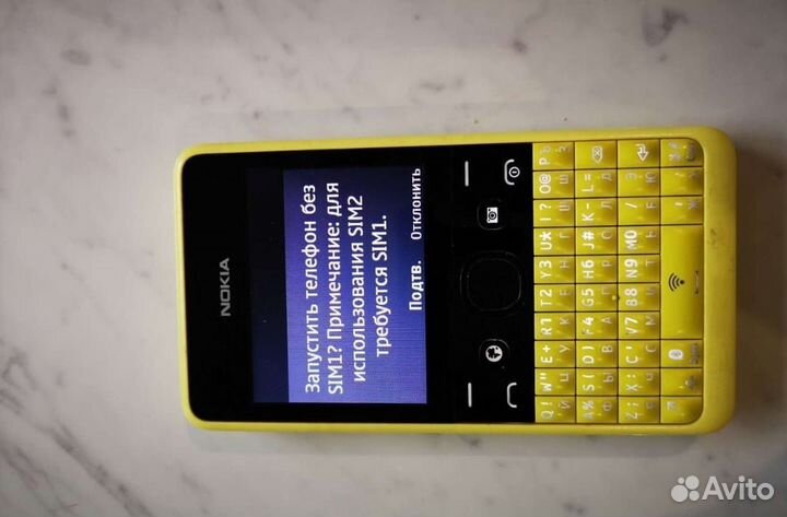 Телефон Nokia asha 210