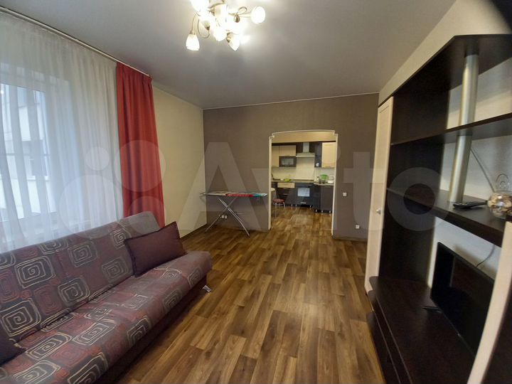 2-к. квартира, 56 м², 10/16 эт.