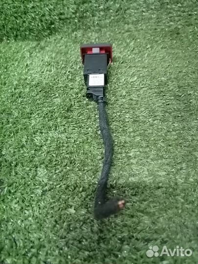 Кнопка аварийной сигнализации 8E0941509 Audi A4 B6