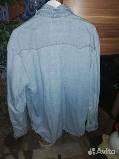 Джинсовая рубашка