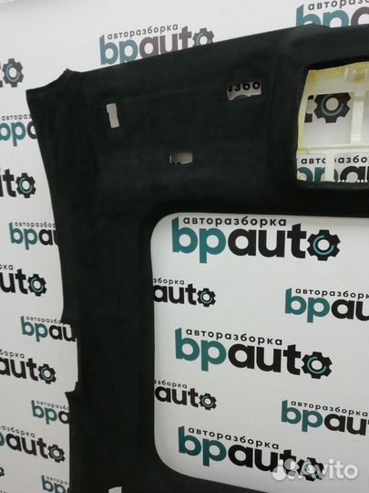 Обшивка потолка под люк A2926901550 Mercedes-Benz