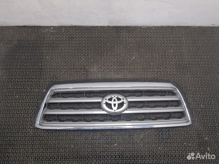 Решетка радиатора Toyota Sequoia 2008, 2011