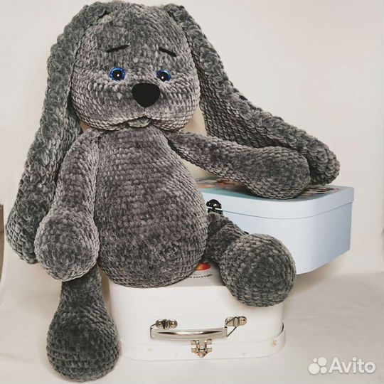 Заяц 57 см - игрушка вязаная ручная работа