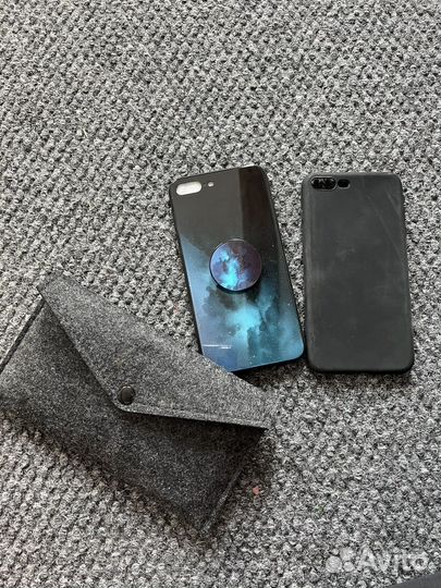 Отдам чехлы на айфон 7+