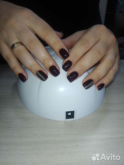 Маникюр, наращивание ногтей