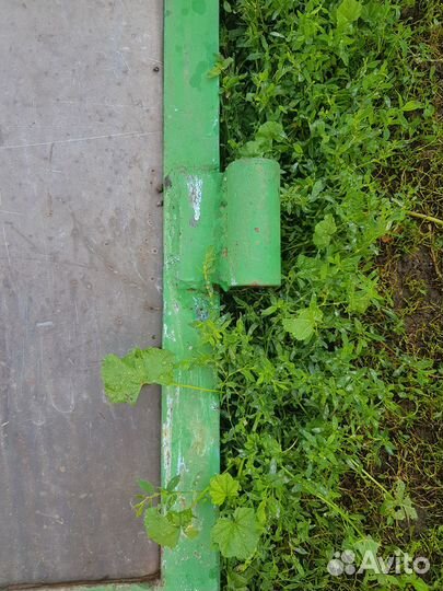 Гаражные распашные ворота