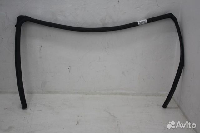 Уплотнитель стекла двери передней левой Nissan Qa