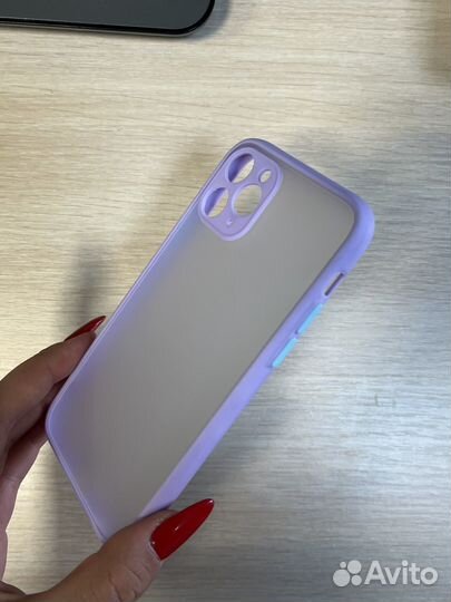 Чехол на iPhone