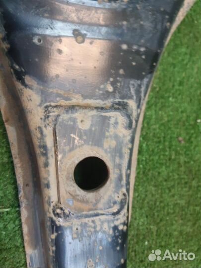 Рычаг задний правый Ford Focus 2 седан 1.8 2008