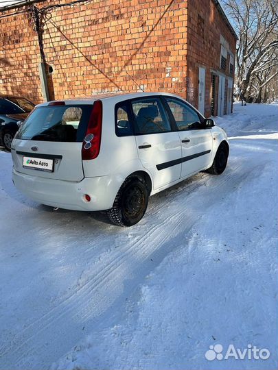 Ford Fiesta 1.4 МТ, 2006, 200 000 км