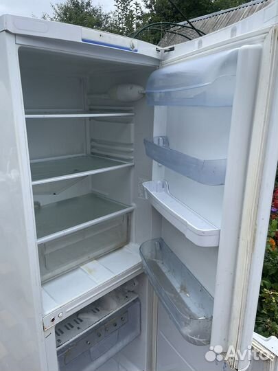 Холодильник indesit рабочий