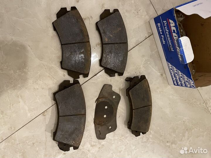 Тормозные колодки opel insignia