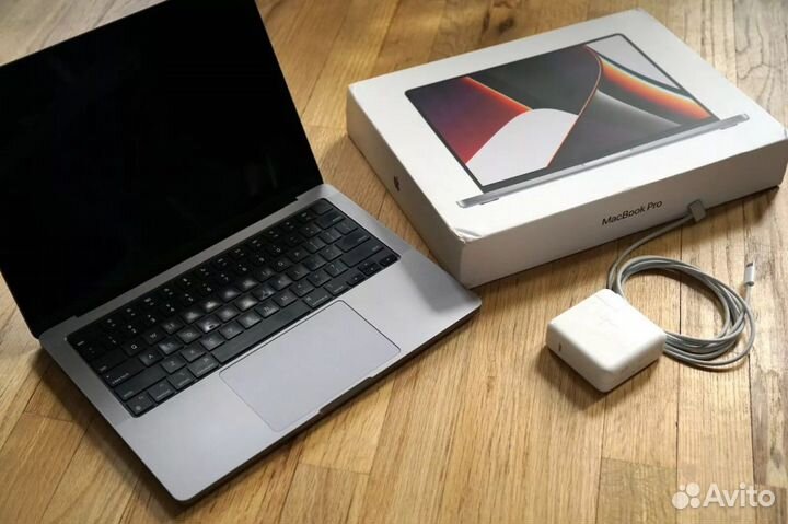 Apple macbook pro 2021