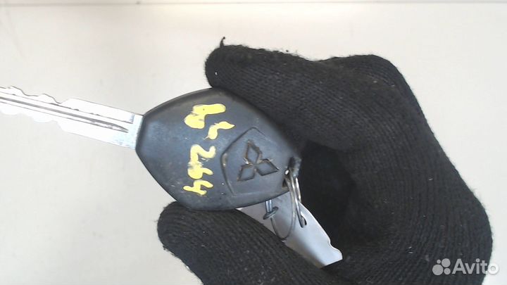 Ключ зажигания Mitsubishi Endeavor, 2008