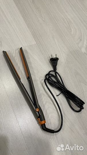 Выпрямитель для волос, плойка