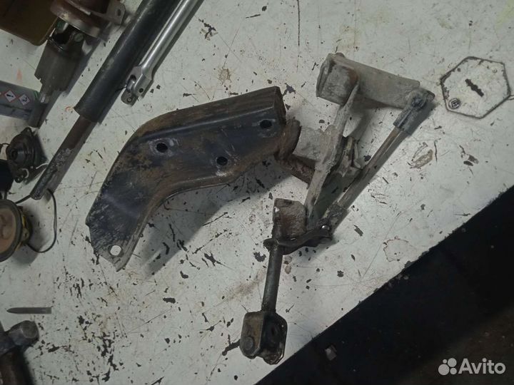 Механизм выбора передач Daewoo Nexia