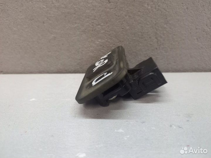 Кнопка открывания багажника Honda Accord 8 2009