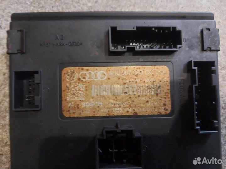 Блок управления бортовой сети Volkswagen Touareg