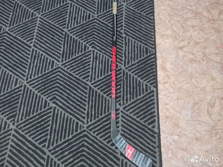 Клюшка хоккейная