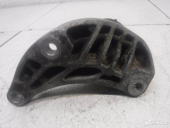 Опора двигателя Ауди A6 C6