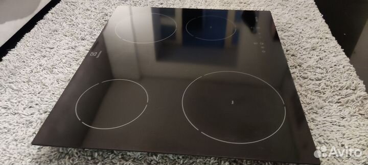 Варочная панель electrolux (индукция)