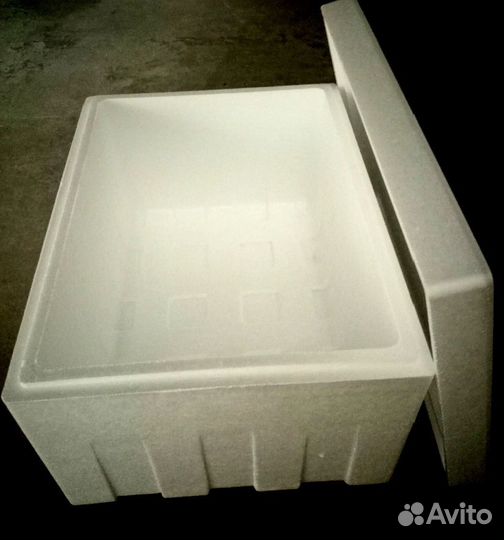 Контейнер из пенопласта