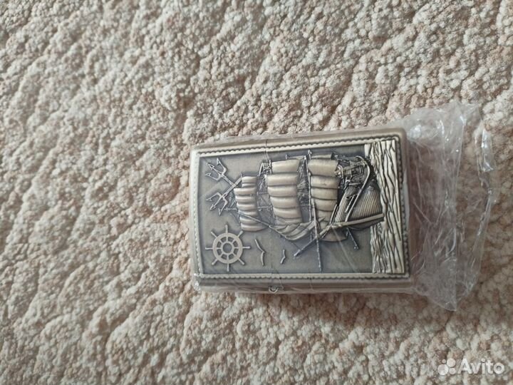 Зажигалка газовая