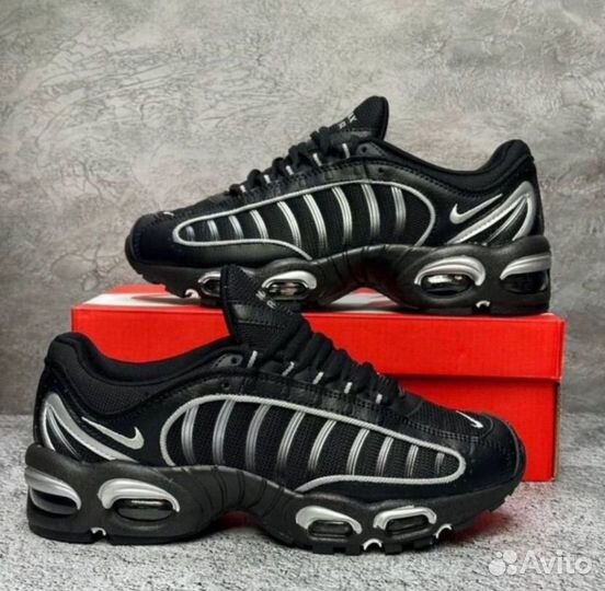 Кроссовки Nike Air Max Tailwind 4