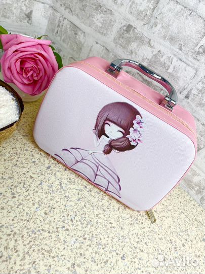 Маникюрный набор с лампой. Маникюр для девочек