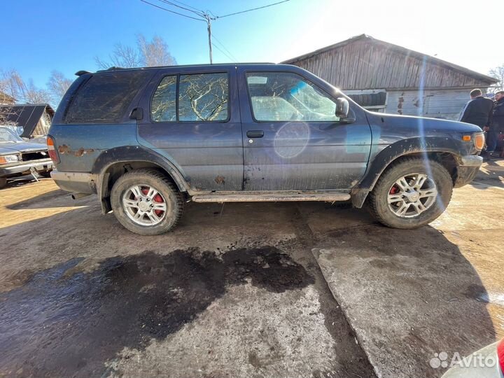 В разбор Nissan Pathfinder R50