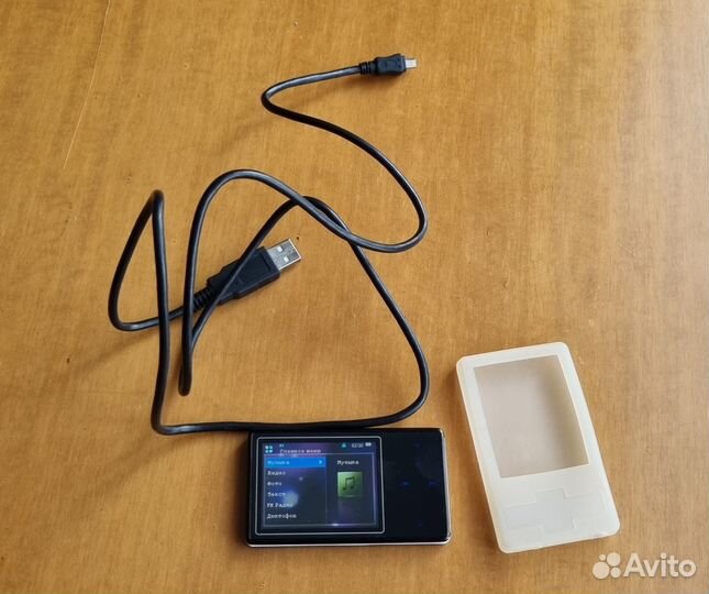 Mp 4 (mp3) flash player BBK