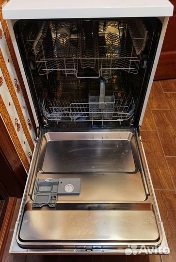 Посудомоечная машина Electrolux 60 см