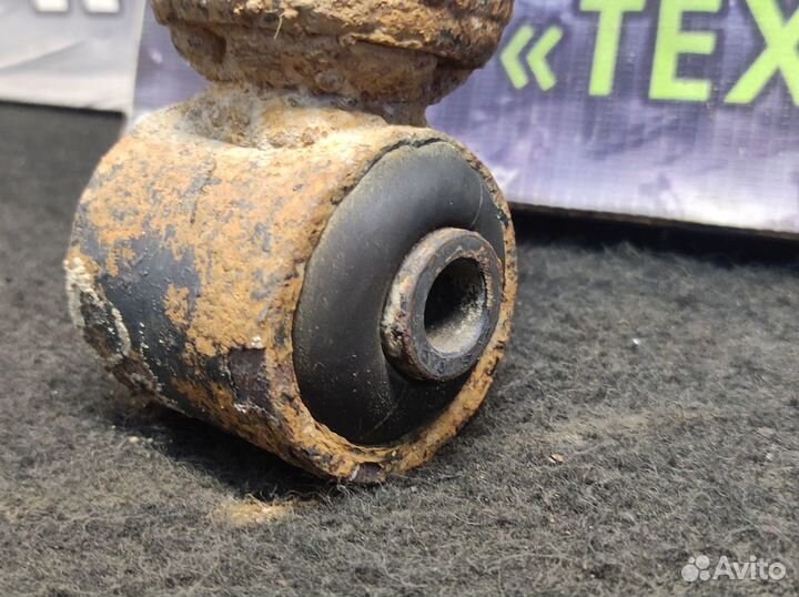 Задняя стойка Audi 100 C4