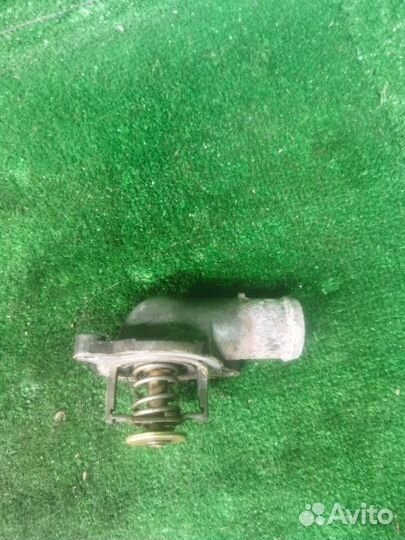 Термостат Volkswagen Touareg I 2.5 TDI 2005