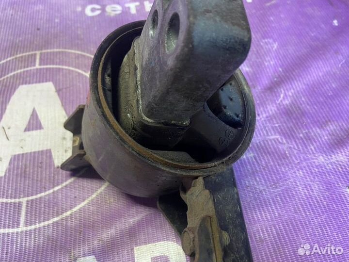 Подушка двигателя левая Kia Rio 2 JB G4EE 2010